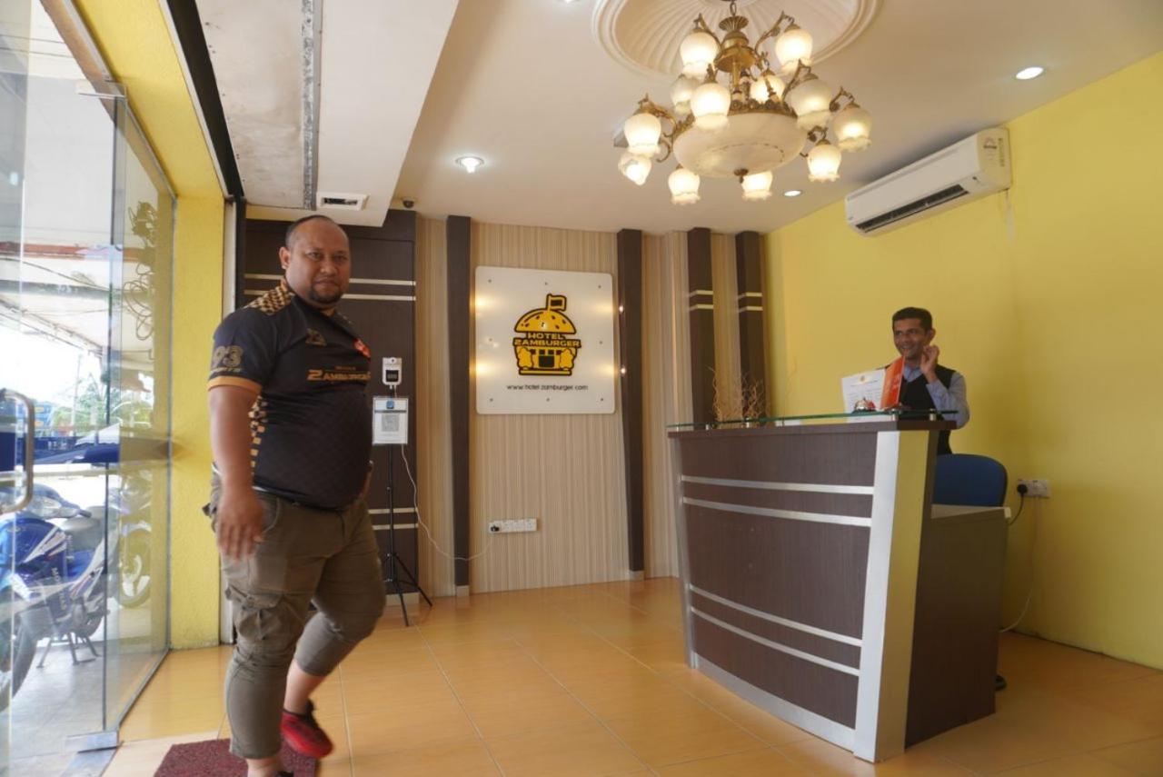 Hotel Zamburger Airport Kota Bharu Kültér fotó