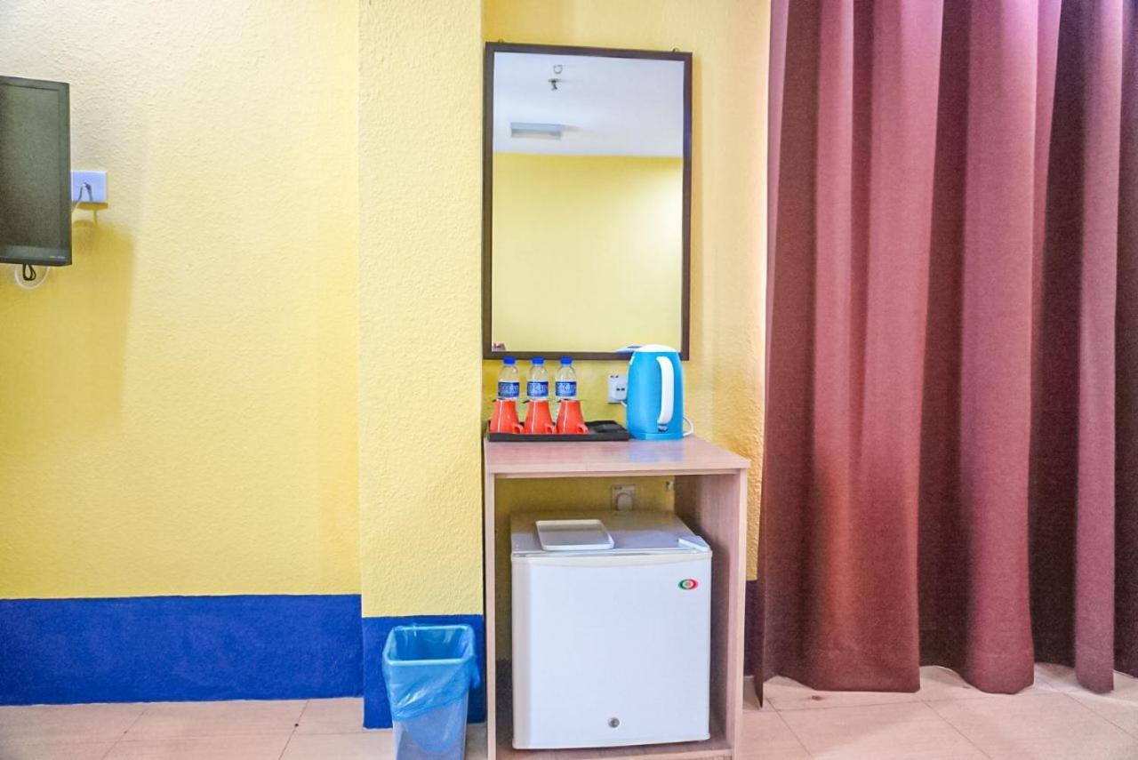 Hotel Zamburger Airport Kota Bharu Kültér fotó